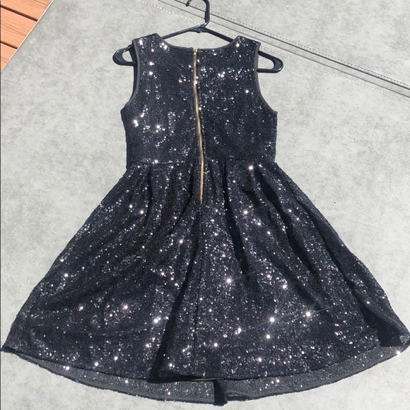🌟Black sequin cocktail dress🌟 - Picture 2 of 8